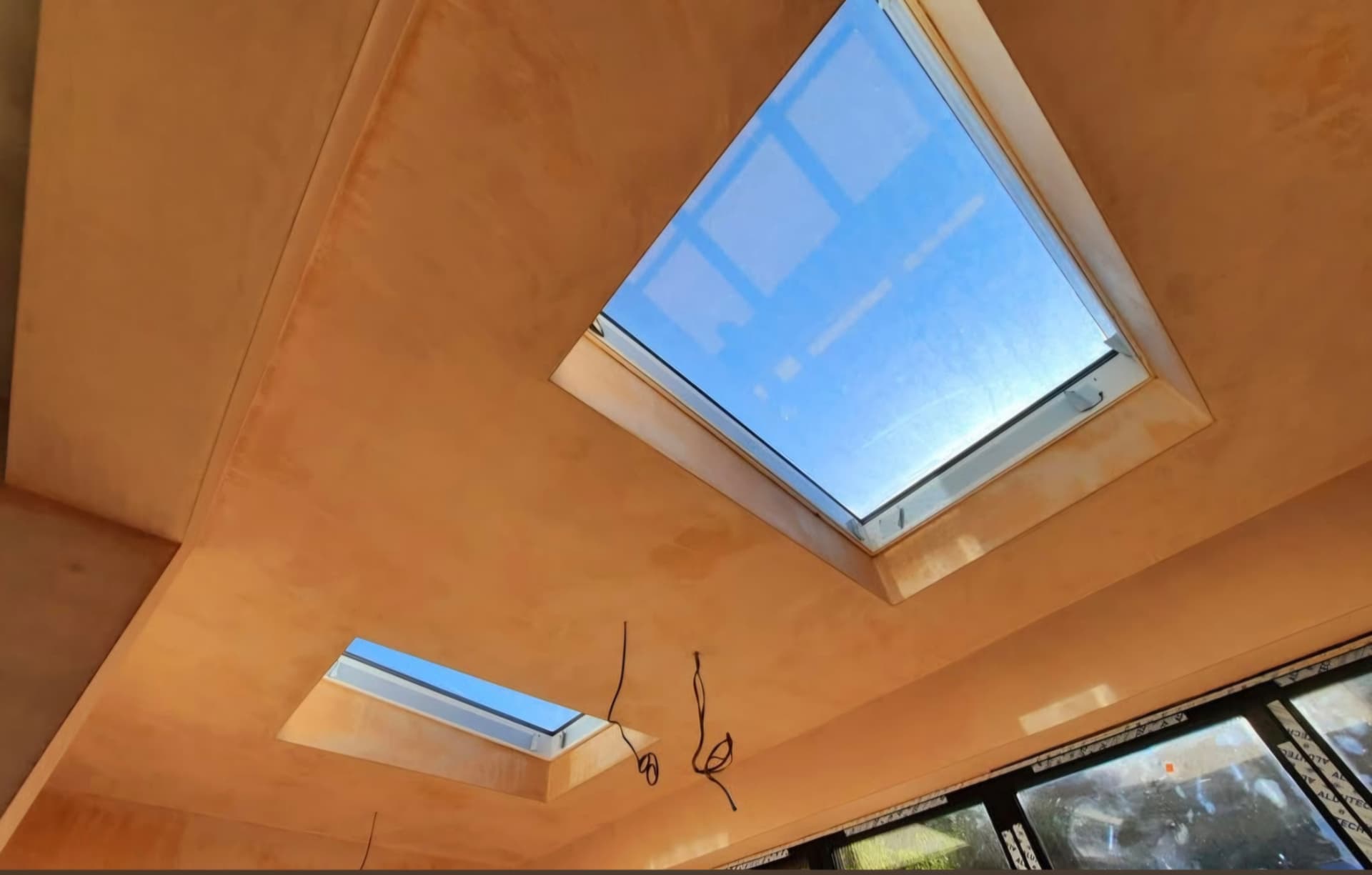 Plastered vaulted ceiling with roof lights — Battle