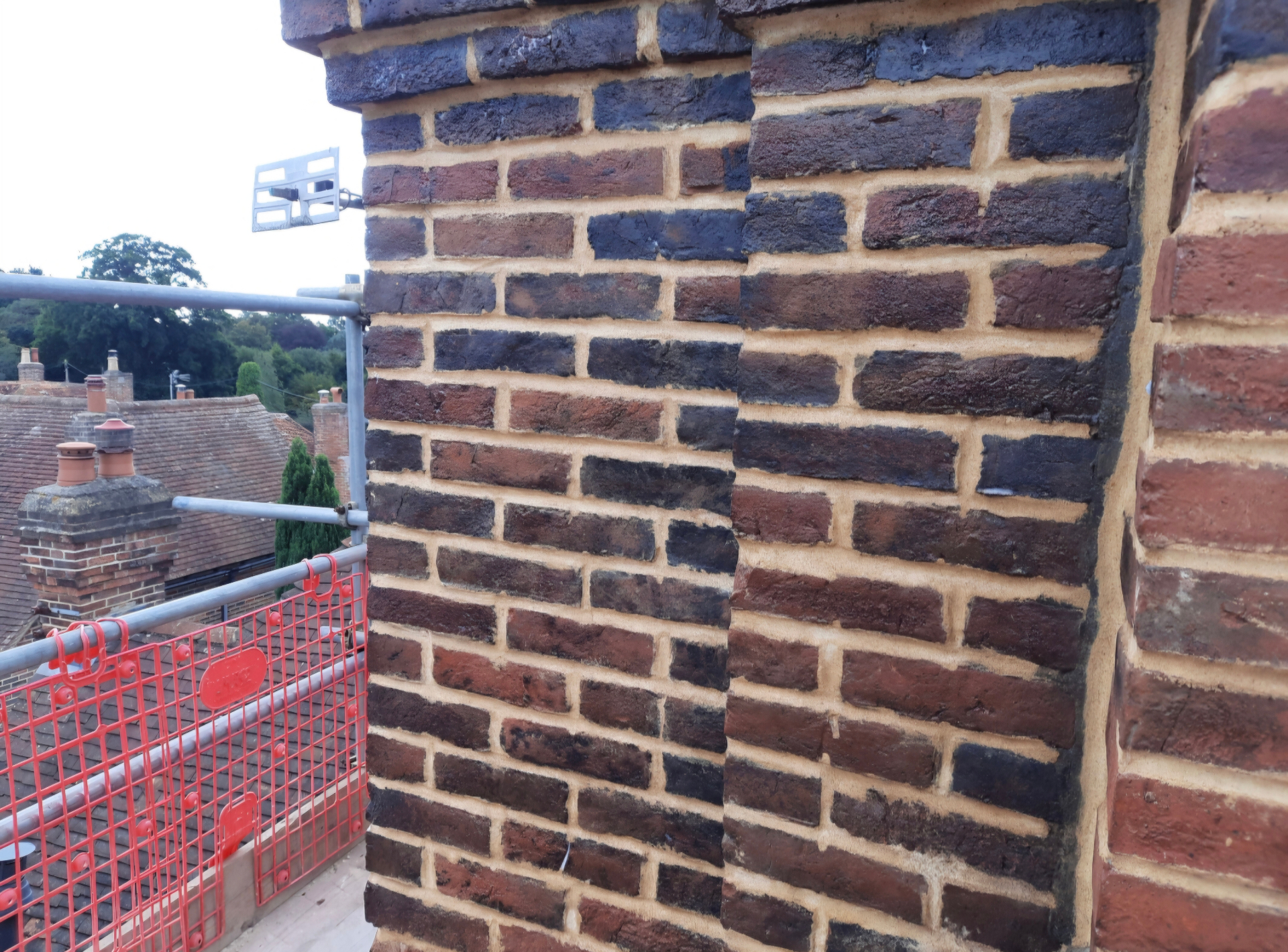 Natural lime re pointing — Northiam
