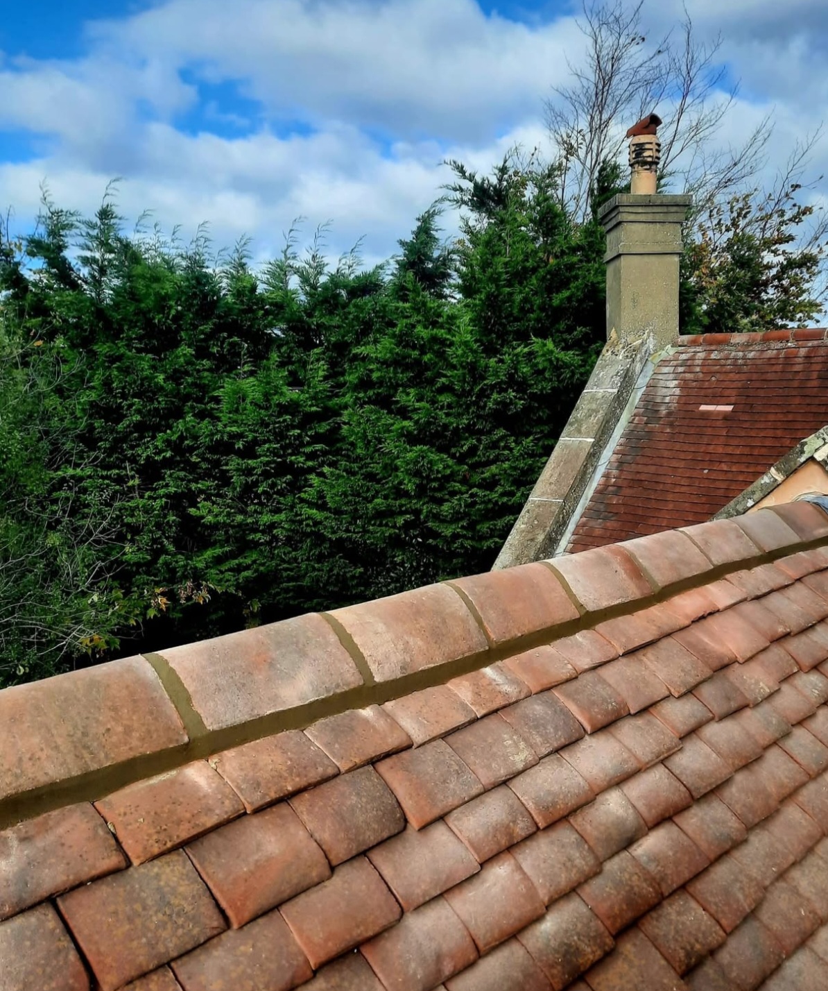 Handmade clay tile roof